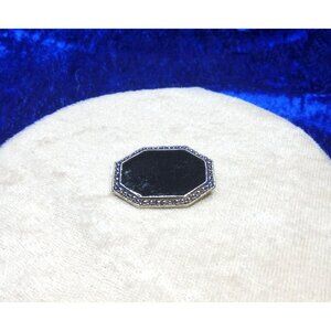 vintage silver tone faux black onyx octagon shape brooch